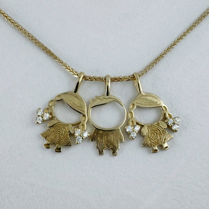 תליון טביעת אצבע ילדה