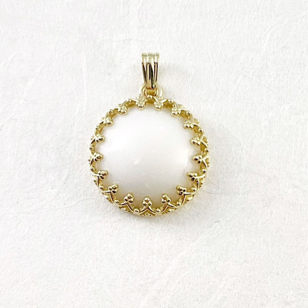 תליון חלב אם השמש העולה