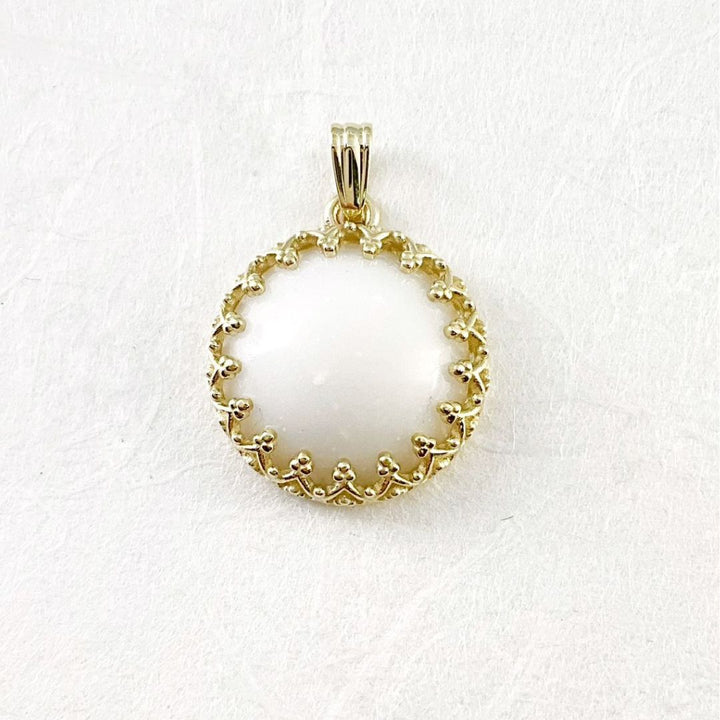 תליון חלב אם השמש העולה